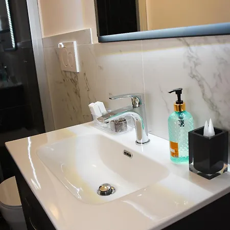 Bq House Colosseum Luxury Panzió Róma