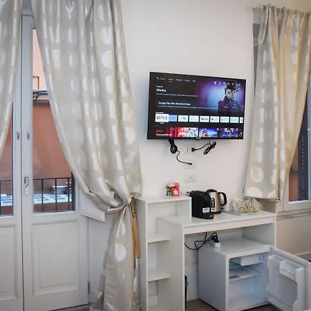 Bq House Colosseum Luxury Panzió 4*