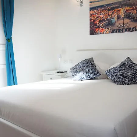 Bq House Colosseum Luxury Panzió 4*