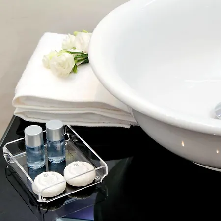 Oda ve Kahvaltı Bq House Colosseum Luxury 3*