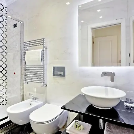 Panzió Bq House Colosseum Luxury 4*