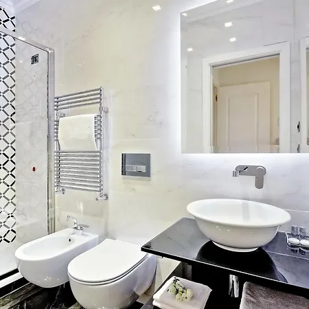 Oda ve Kahvaltı Bq House Colosseum Luxury 3*