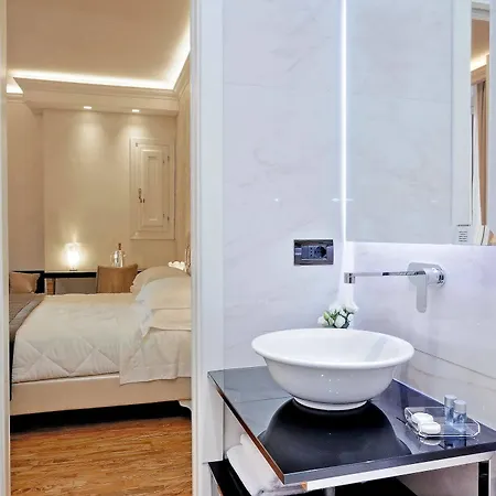 Oda ve Kahvaltı Bq House Colosseum Luxury Roma