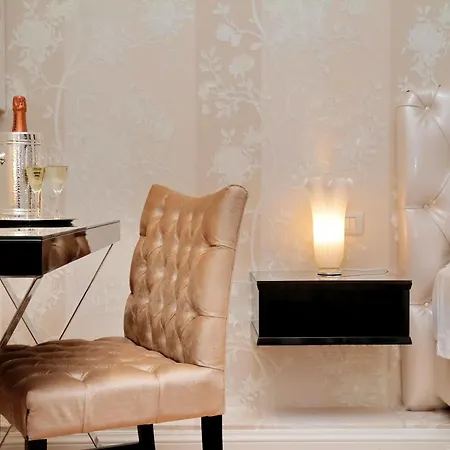 Bq House Colosseum Luxury 4* روما